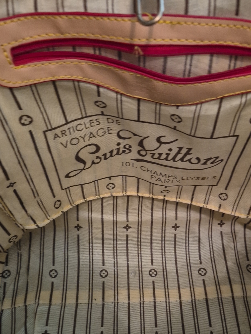 Tote Bag with LV  Design - Picture 3 of 10